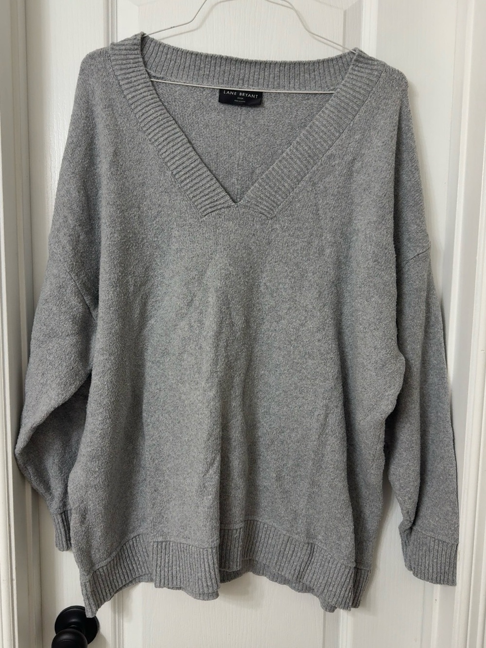 Lane Bryant heather gray V-neck pullover long sleeve sweater size 22/24